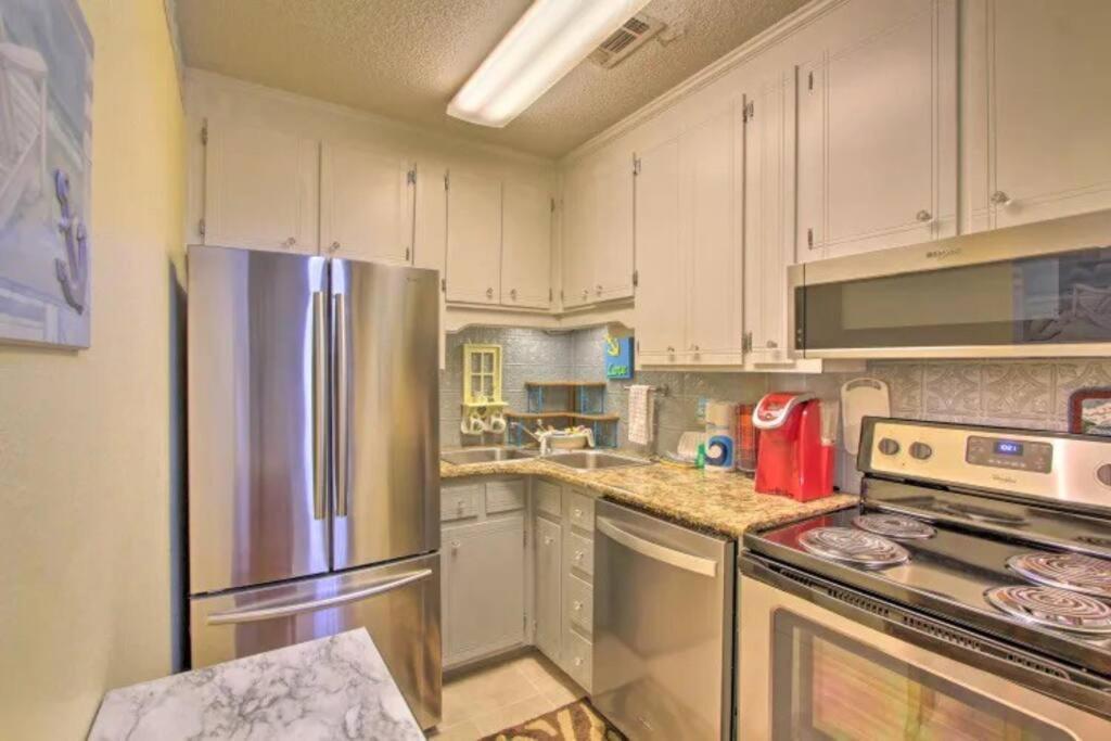 Cheerful 1-Bedroom Townhouse With Spacious Loft Panama City Beach Kültér fotó