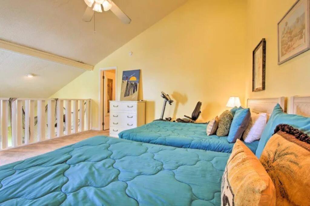 Cheerful 1-Bedroom Townhouse With Spacious Loft Panama City Beach Kültér fotó