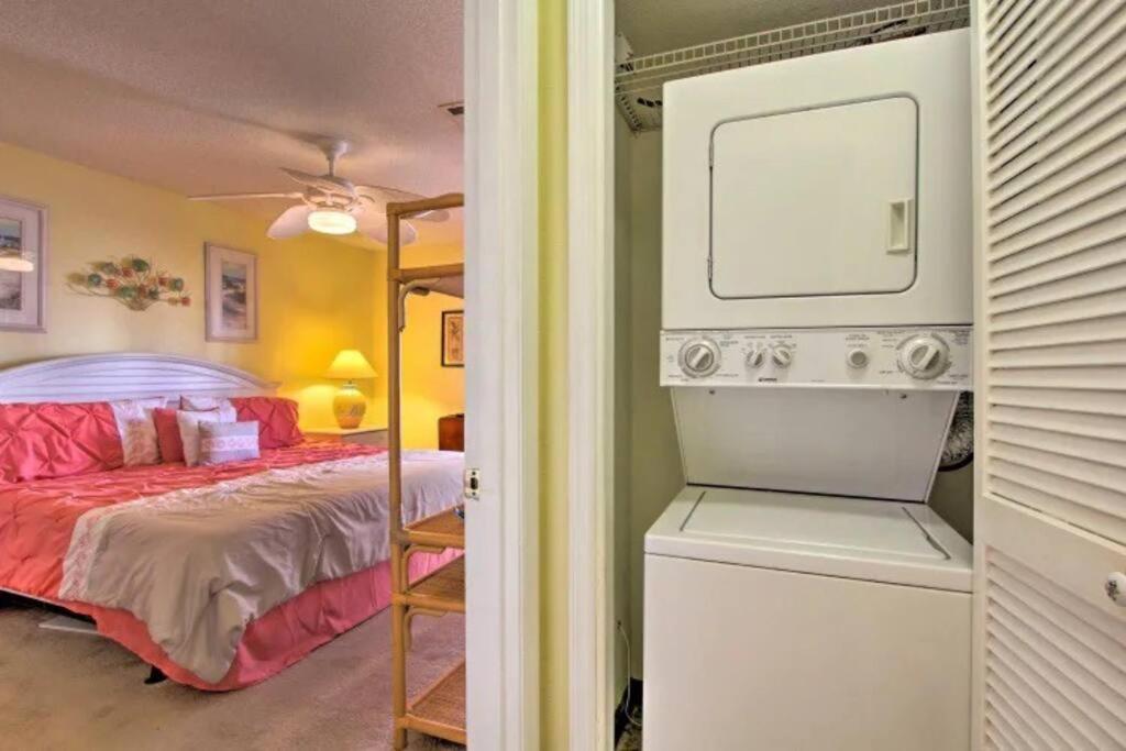 Cheerful 1-Bedroom Townhouse With Spacious Loft Panama City Beach Kültér fotó